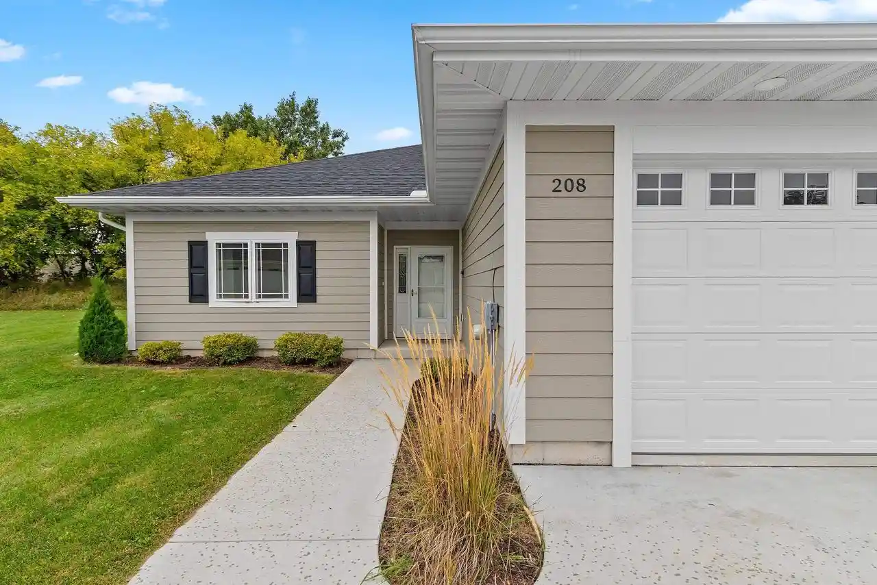 Photo 1 of Condo for sale at 208 Mallard Way, Marinette, WI 54143 | MLS# 50332984 | Listing updated on 2026-09-21