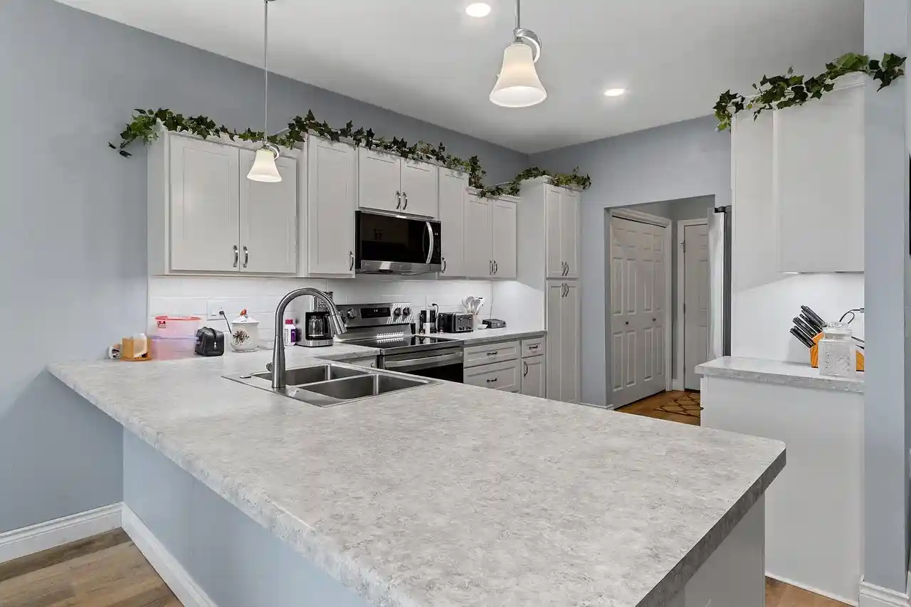 Photo 3 of Condo for sale at 208 Mallard Way, Marinette, WI 54143 | MLS# 50332984 | Listing updated on 2026-09-21