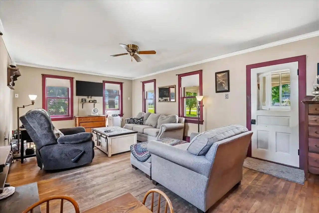 Photo 2 of Single family home for sale at 7207 County Hwy V, Caledonia, WI 53108 | MLS# 2033088 | Listing updated on 2026-09-21