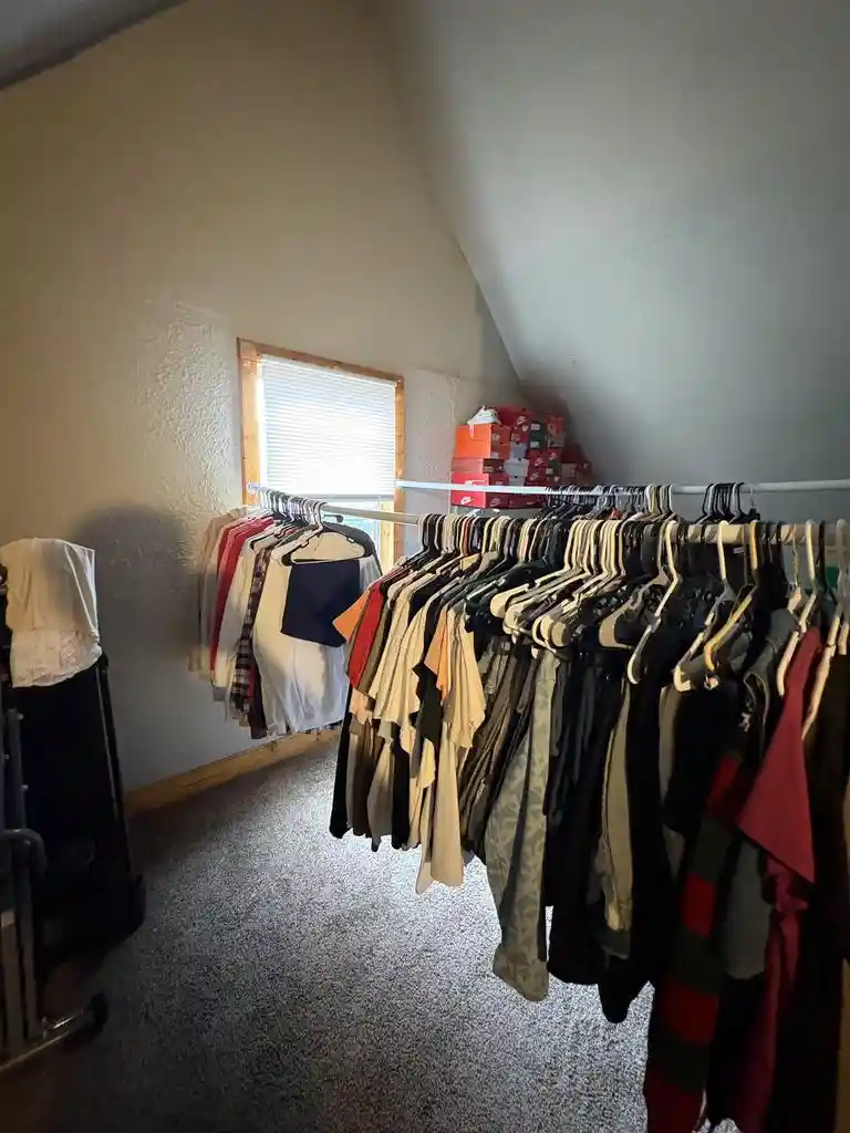 Listing Photo 5 - Condo for sale in building located at 2565 N Weil St, Milwaukee, WI 53212