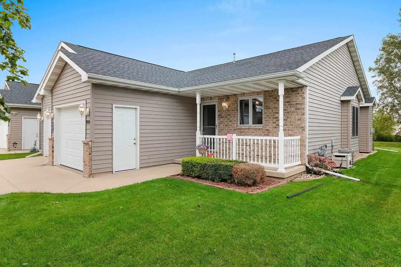 Single family home for sale at N1226 Redwing Dr, Greenville, WI 54942 | MLS# 50332990