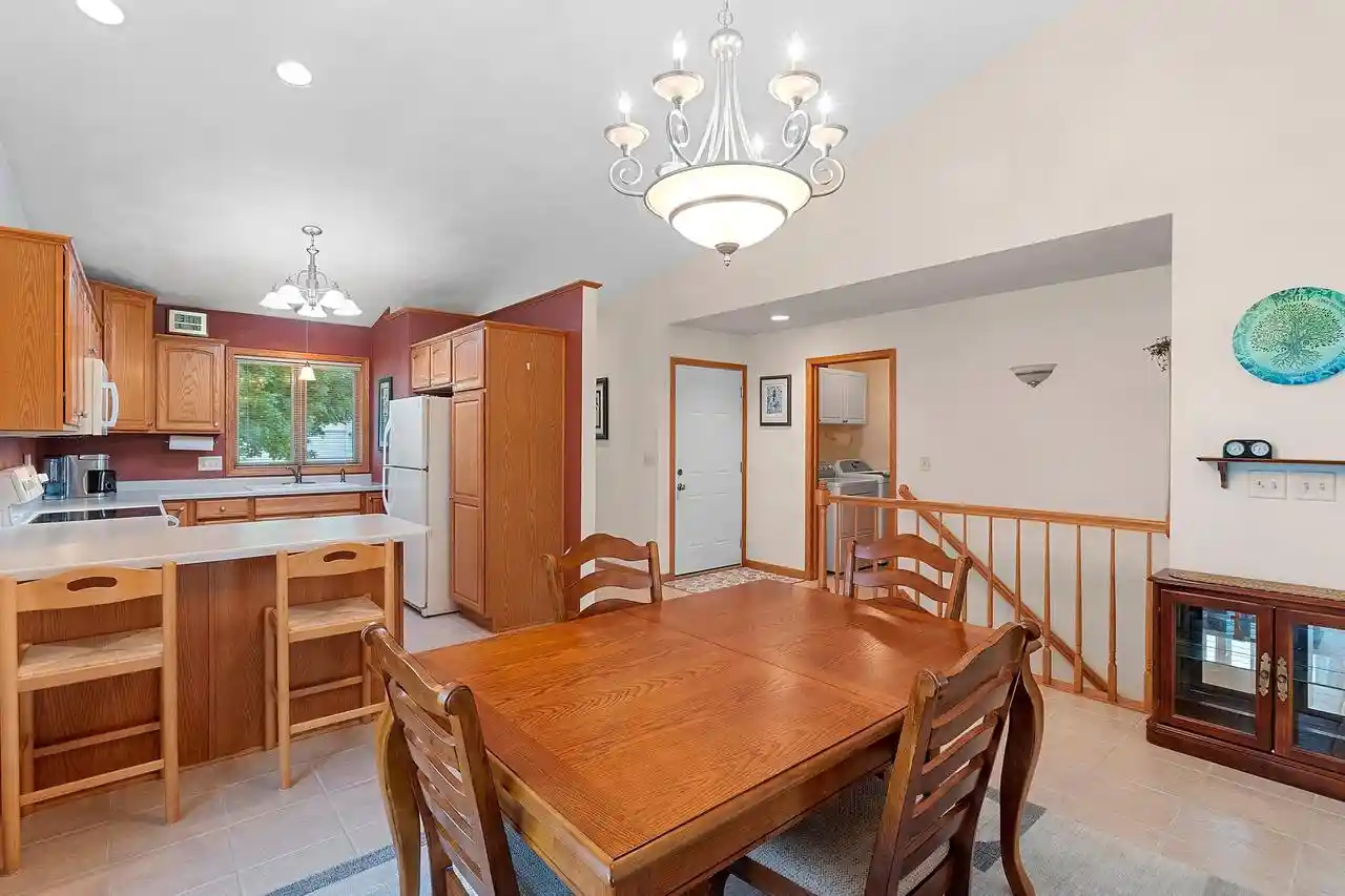 Photo 3 of Single family home for sale at N1226 Redwing Dr, Greenville, WI 54942 | MLS# 50332990 | Listing updated on 2026-09-22