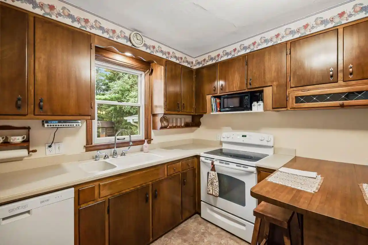 Photo 2 of Single family home for sale at 3514 Lucia Crst, Madison, WI 53705 | MLS# 1981469 | Listing updated on 2026-09-23