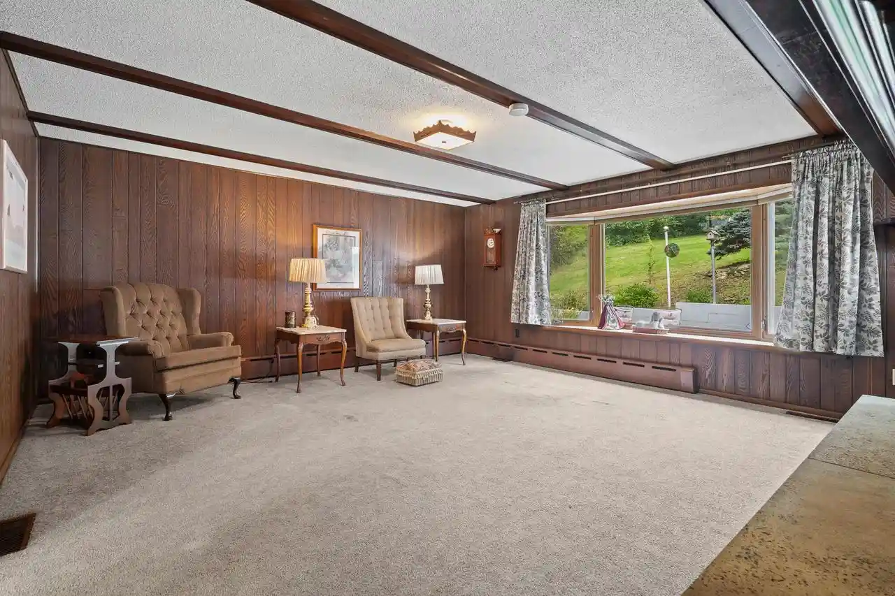 Photo 3 of Single family home for sale at 858 Vista Ct N, La Crosse, WI 54601 | MLS# 1981470 | Listing updated on 2026-10-04