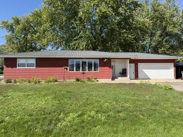 Photo 1 of Single family home for sale at 2508 S Wittman Ave, Marshfield, WI 54449 | MLS# 22604670 | Listing updated on 2026-09-21