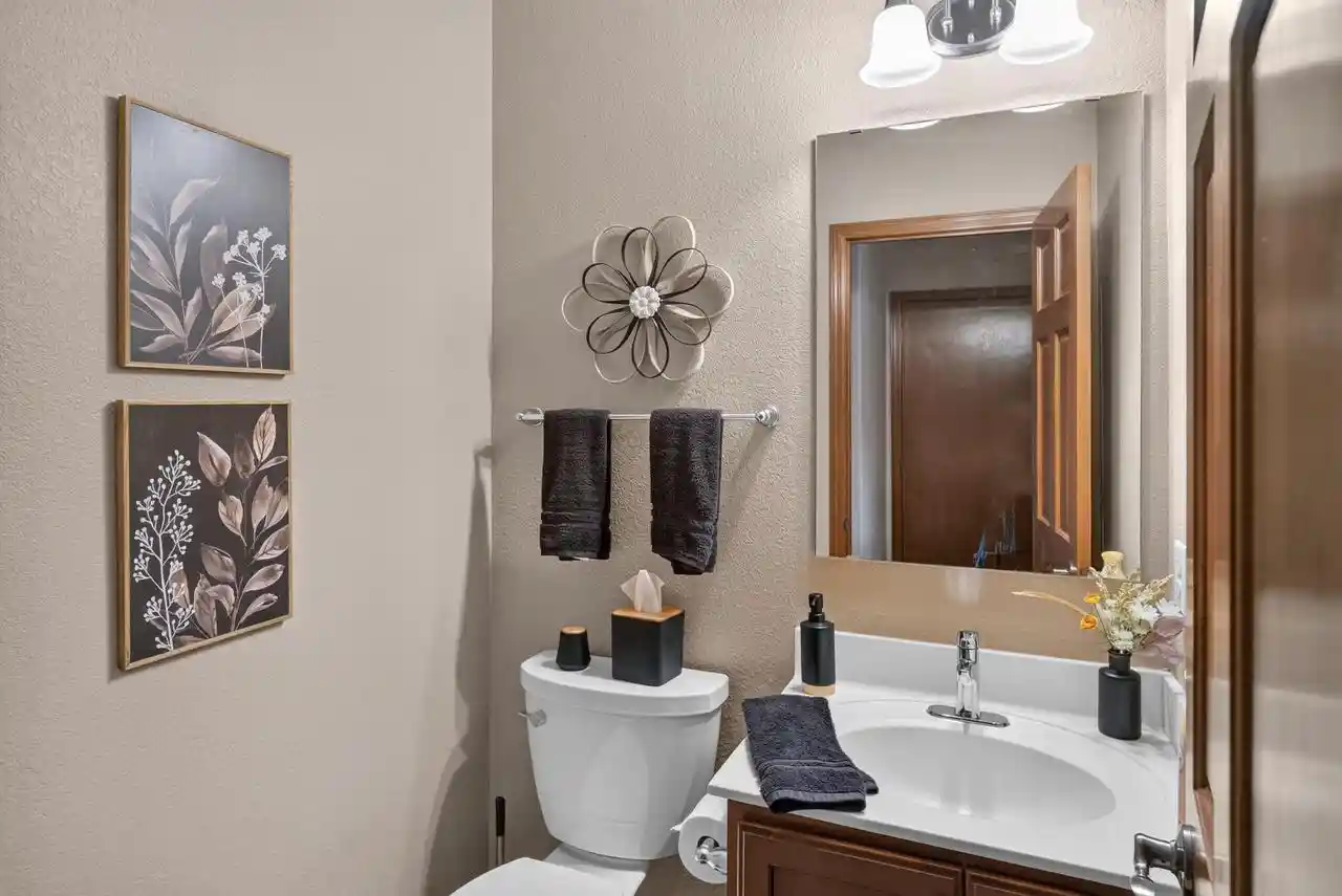 Photo 2 of Sale Pending at 1727 Cloverview St, West Bend, WI 53095 | MLS# 1981473 | Listing updated on 2026-09-25