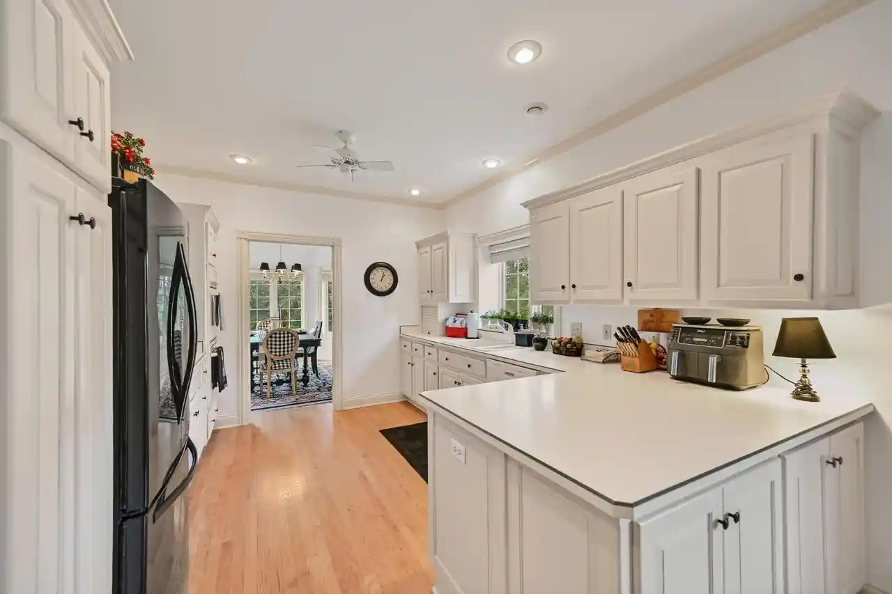 Photo 2 of Condo for sale at 2636 W Lake Forest Ct, Mequon, WI 53092 | MLS# 1981482 | Listing updated on 2026-09-30