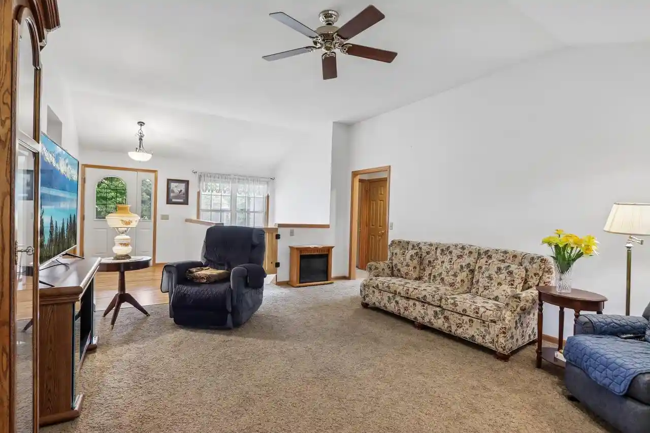 Photo 3 of Single family home for sale at 1110 Gruennert Ct, Jefferson, WI 53549 | MLS# 1981493 | Listing updated on 2026-10-06
