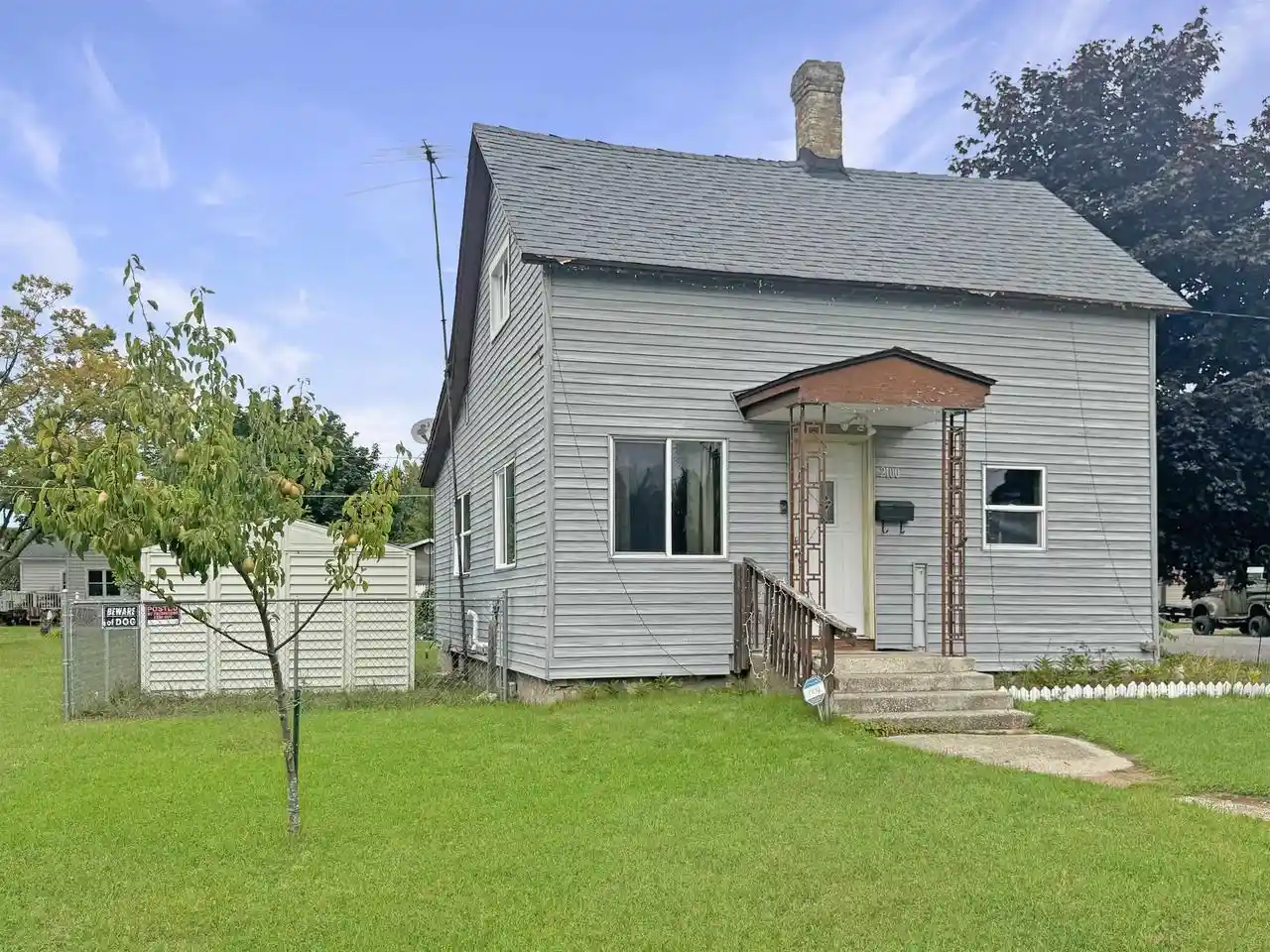 Photo 1 of Single family home for sale at 2100 14th Avenue, Menominee, MI 49858 | MLS# 50333008 | Listing updated on 2026-10-06