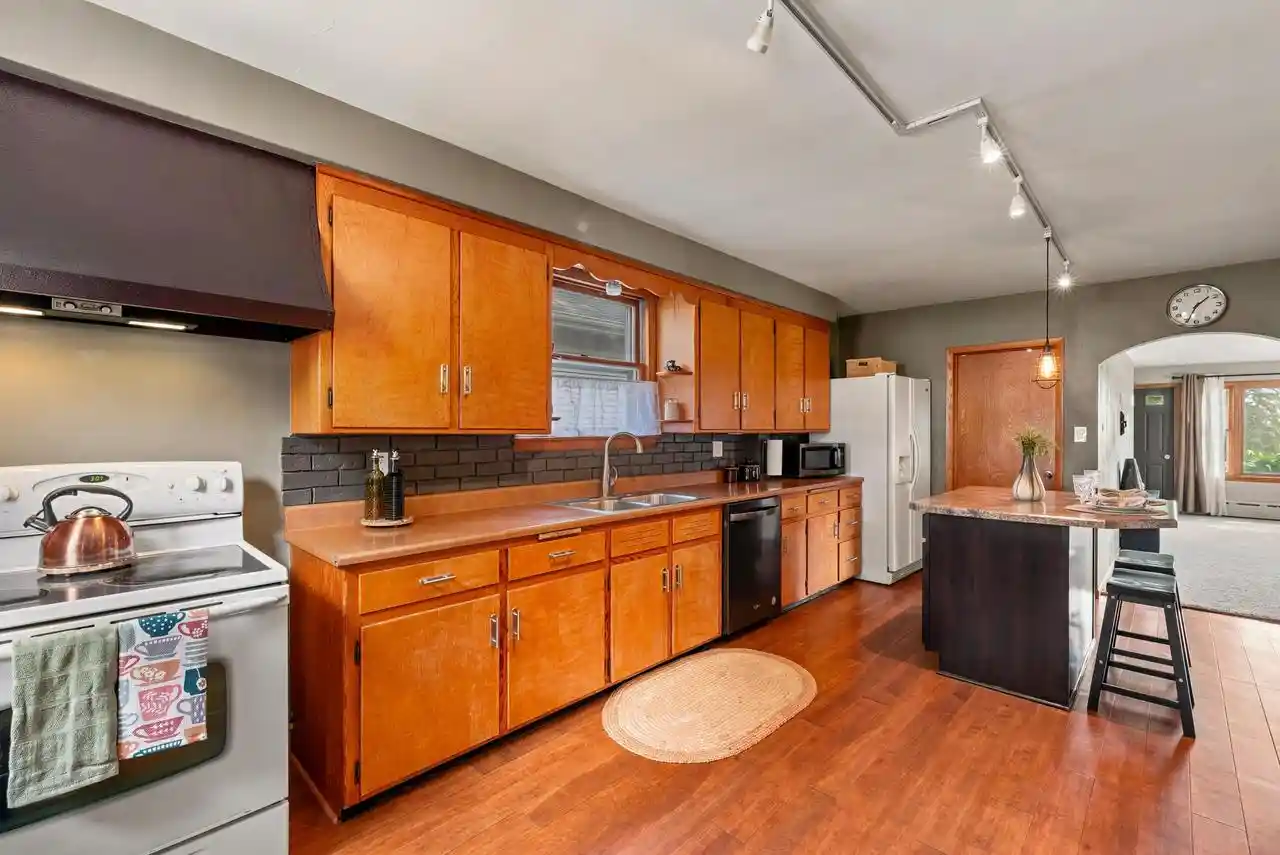 Photo 2 of Single family home for sale at 502 Union St, Hartford, WI 53027 | MLS# 1981506 | Listing updated on 2026-09-30