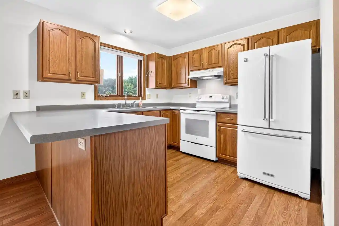 Photo 3 of Single family home for sale at 985 Springs Rd, Fond Du Lac, WI 54935 | MLS# 50333011 | Listing updated on 2026-09-23