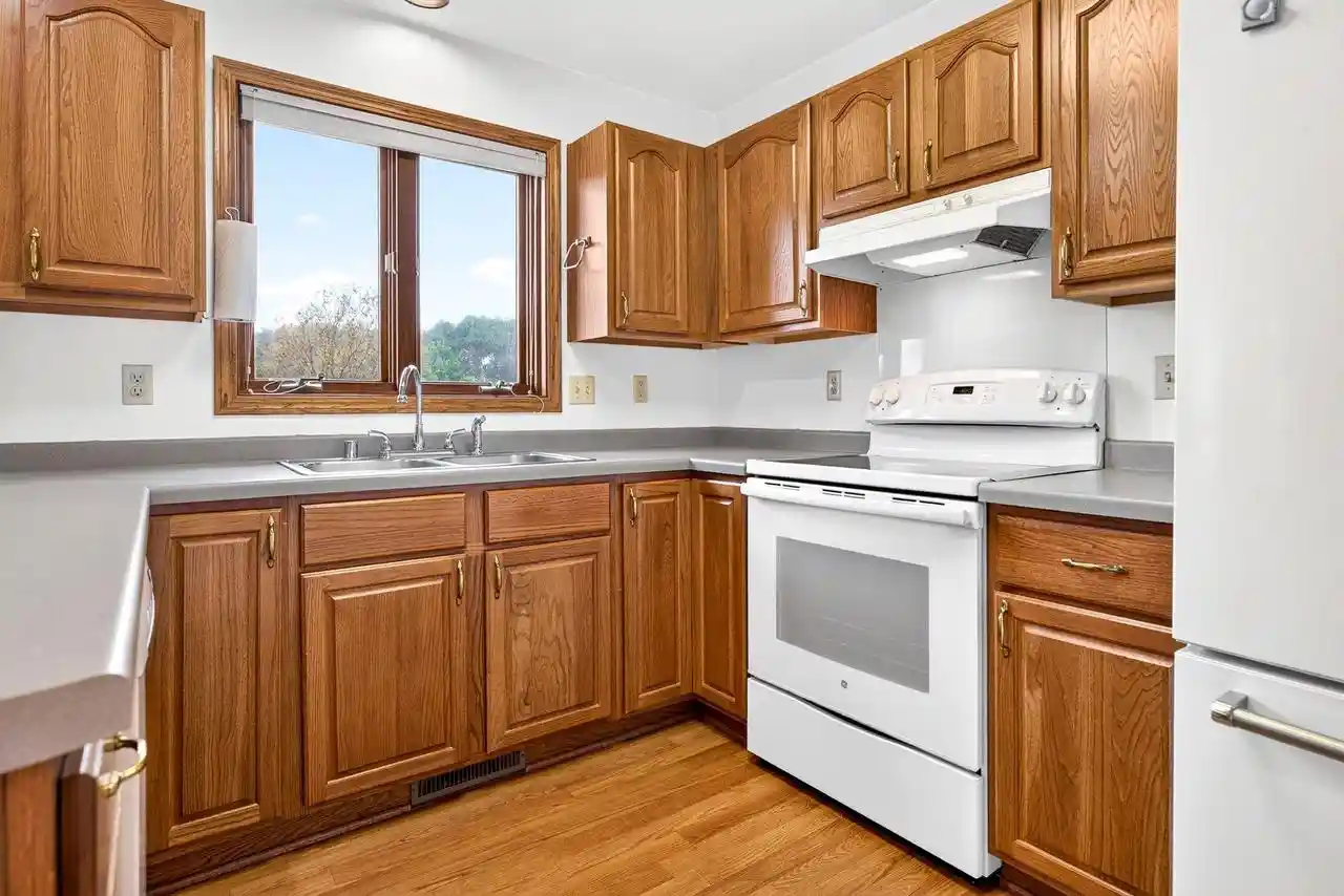 Photo 3 of Single family home for sale at 985 Springs Rd, Fond Du Lac, WI 54935 | MLS# 50333011 | Listing updated on 2026-09-23