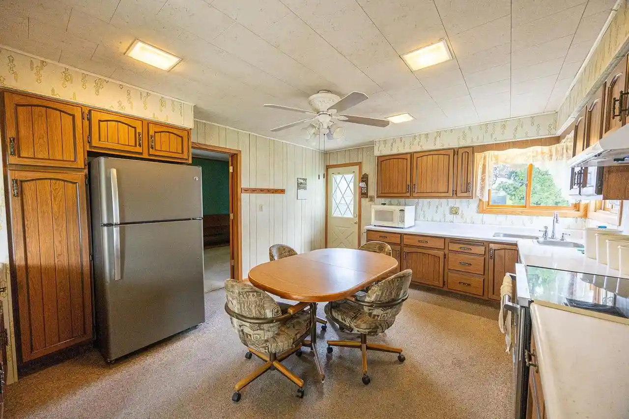 Photo 3 of Single family home for sale at 250 N Oakland Ave, Oconto Falls, WI 54154 | MLS# 50333016 | Listing updated on 2026-09-25