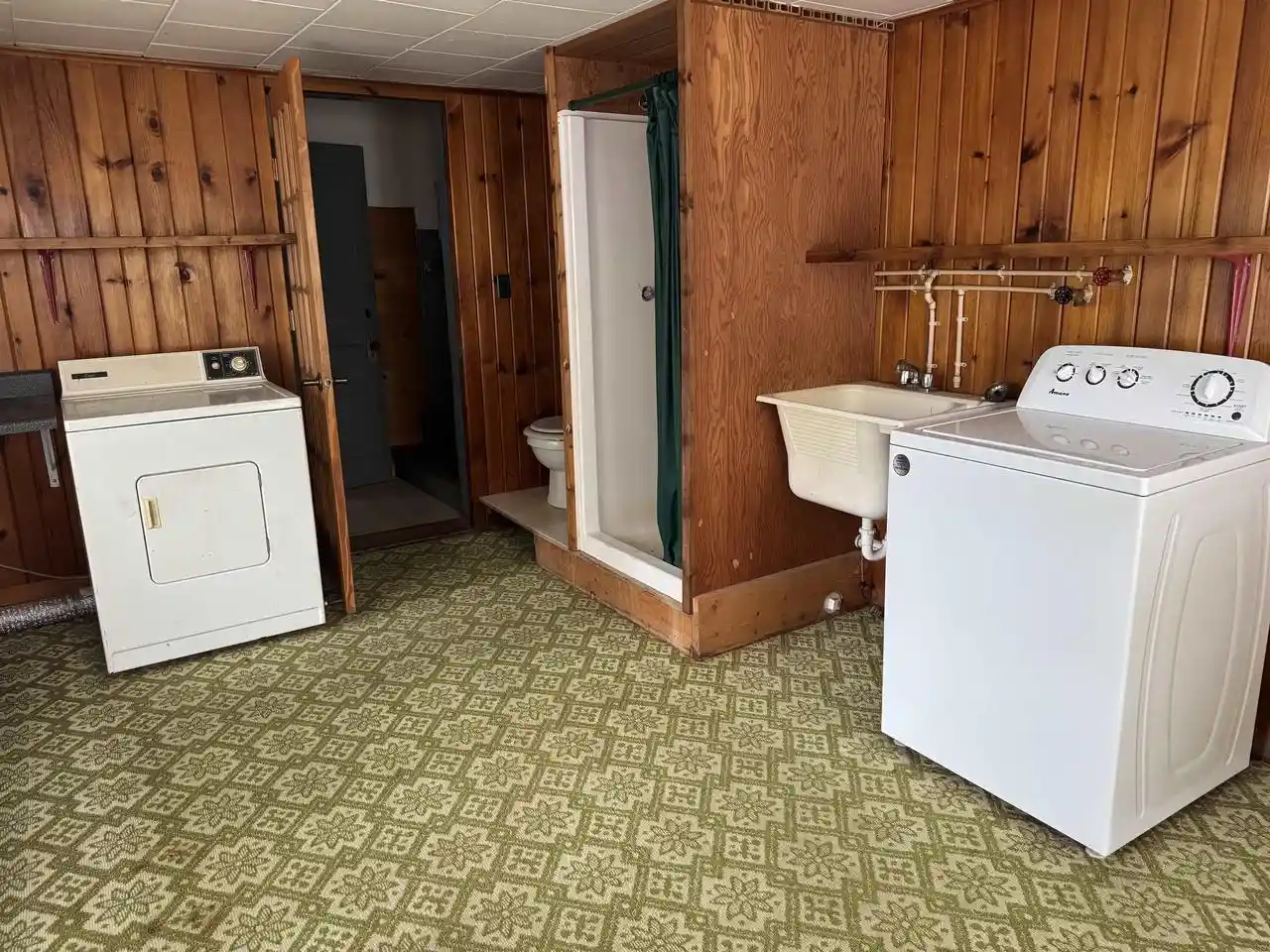 Photo 4 of Single family home for sale at 1275 N Parker Dr, Janesville, WI 53545 | MLS# 2033121 | Listing updated on 2026-09-21