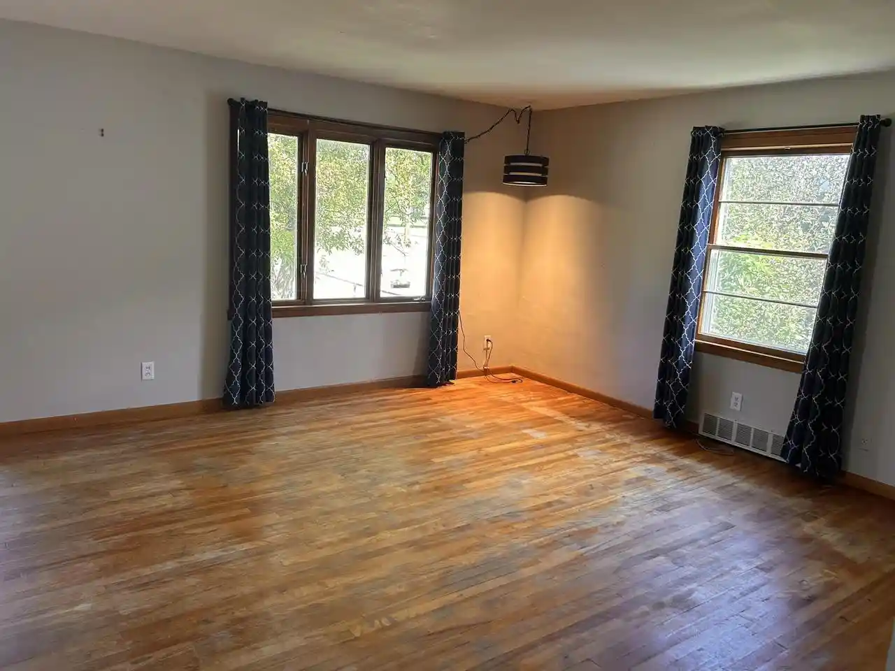 Photo 2 of Single family home for sale at 3009 Hall Ave, Marinette, WI 54143 | MLS# 50333020 | Listing updated on 2026-09-22