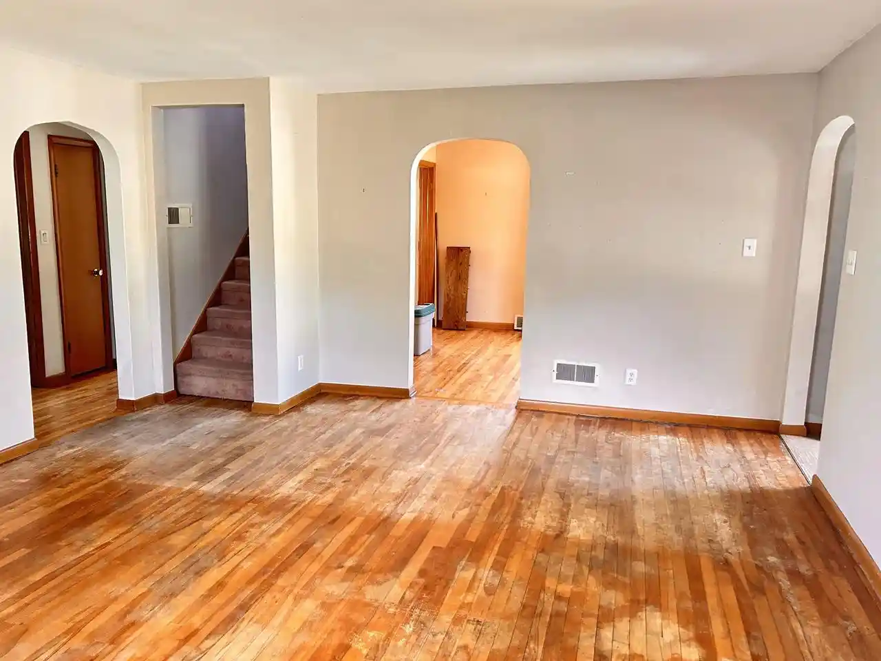 Photo 3 of Single family home for sale at 3009 Hall Ave, Marinette, WI 54143 | MLS# 50333020 | Listing updated on 2026-09-22