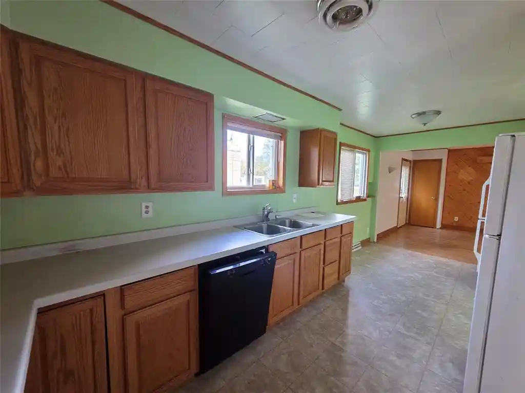 Photo 3 of Single family home for sale at W5587 Davlin St, Sheldon, WI 54766 | MLS# 1605182 | Listing updated on 2026-09-21