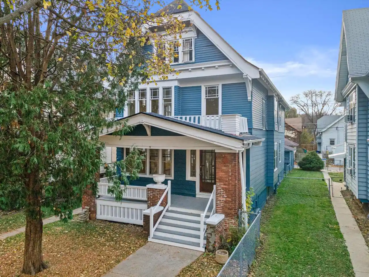 Photo 1 of Multi family home for sale at 2761 N 39th Street #2763, Milwaukee, WI 53210 | MLS# 1981528 | Listing updated on 2026-10-02