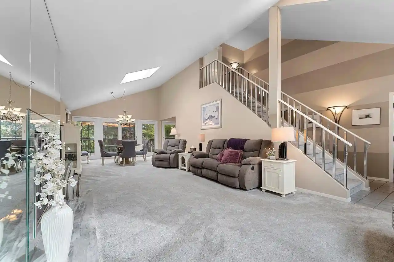 Photo 3 of Single family home for sale at 1409 N Bay Highlands Dr, Green Bay, WI 54311 | MLS# 50333029 | Listing updated on 2026-09-21