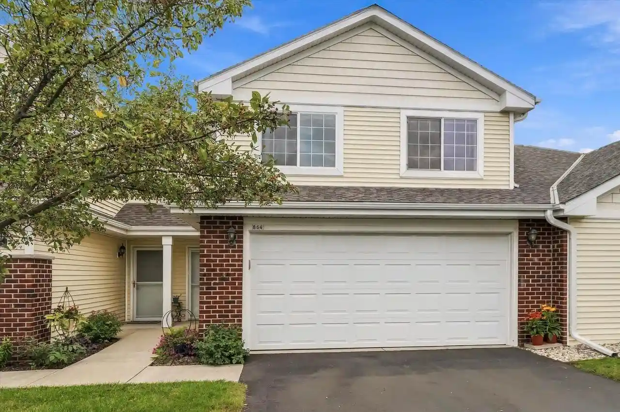 Photo 1 of Condo for sale at 864 Ashley Ave, Port Washington, WI 53074 | MLS# 1981532 | Listing updated on 2026-10-08