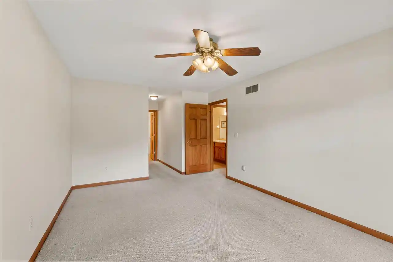 Photo 4 of Sale Pending at 2824 Raintree Ln, Waukesha, WI 53189 | MLS# 1981534 | Listing updated on 2026-09-25
