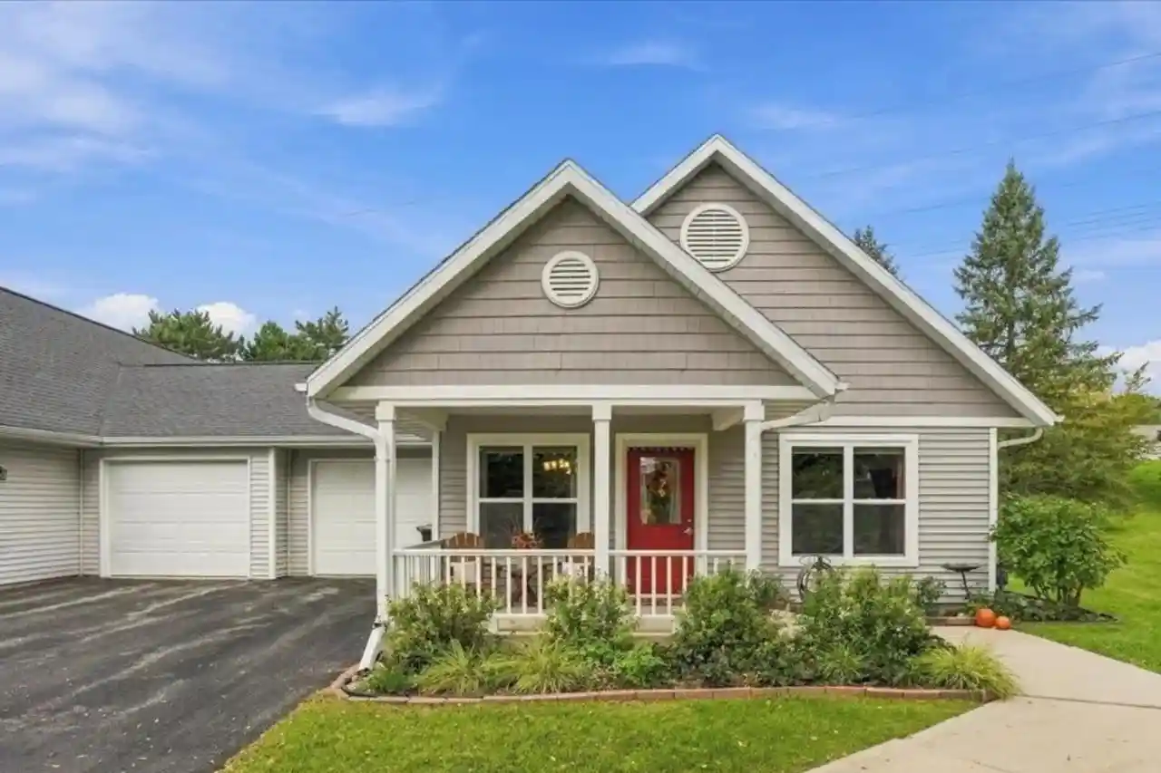 Photo 1 of Sale Pending at 221 Larkspur Ct, Sun Prairie, WI 53590 | MLS# 2033136 | Listing updated on 2026-10-05