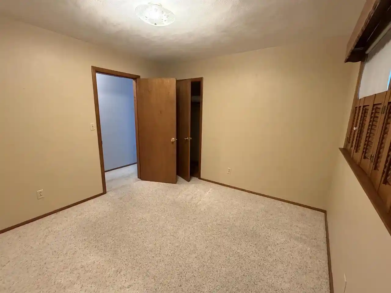 Photo 2 of Single family home for sale at 2211 E Easy St, Beloit, WI 53511 | MLS# 2033139 | Listing updated on 2026-09-21