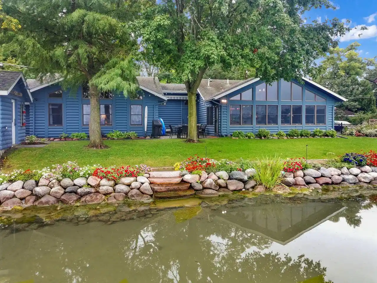 Photo 1 of Single family home for sale at 264 W Park Dr, Twin Lakes, WI 53181 | MLS# 1981543 | Listing updated on 2026-09-25