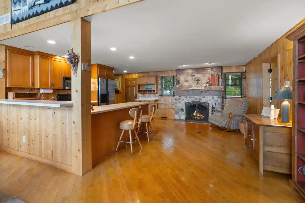 Photo 3 of Single family home for sale at 264 W Park Dr, Twin Lakes, WI 53181 | MLS# 1981543 | Listing updated on 2026-09-25