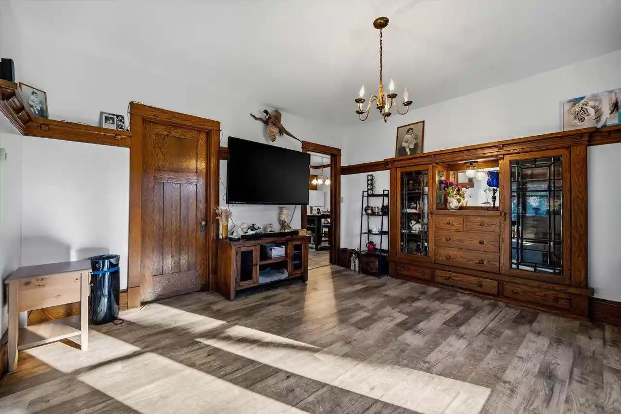 Photo 2 of Single family home for sale at 823 Center Ave, Oostburg, WI 53070 | MLS# 1981549 | Listing updated on 2026-09-30