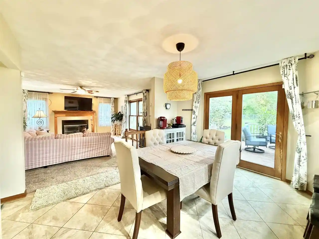 Photo 4 of Single family home for sale at 711 E Azalea Ter, Beloit, WI 53511 | MLS# 2033144 | Listing updated on 2026-10-01
