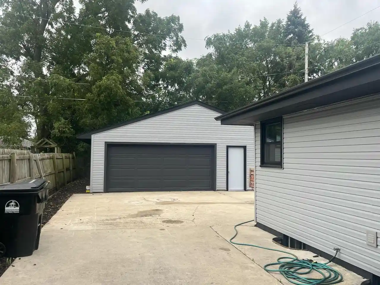 Photo 2 of Single family home for sale at 3315 Conrad Dr, Racine, WI 53404 | MLS# 1981555 | Listing updated on 2026-09-22