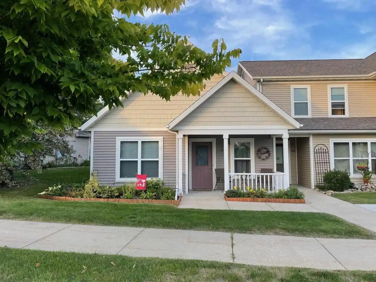 Photo 1 of Condo for sale at 211 S Musket Ridge Dr #211, Sun Prairie, WI 53590 | MLS# 2033153 | Listing updated on 2026-09-24
