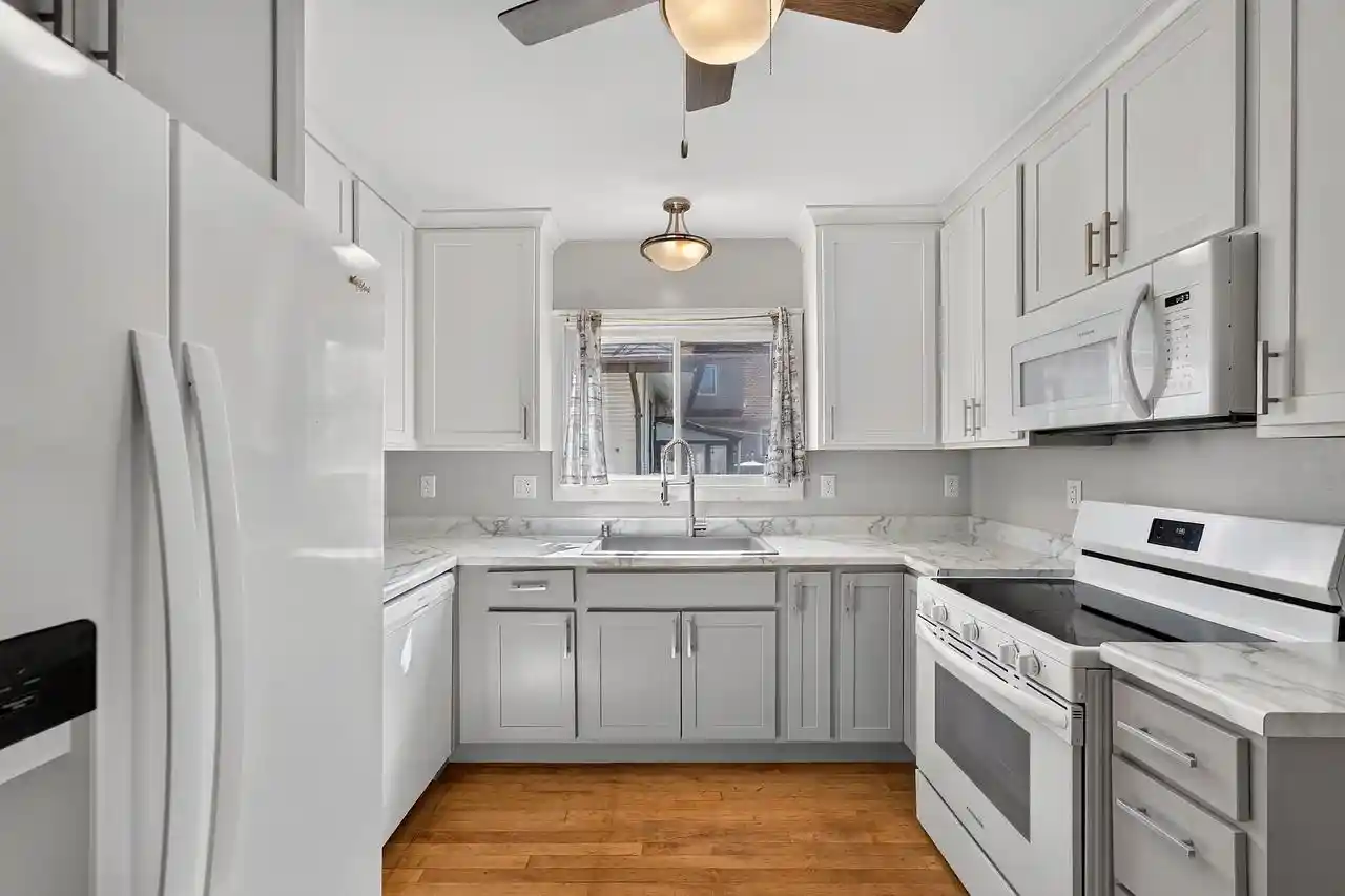 Listing Photo 5 - Condo for sale in building located at 2171 S 79th St, Milwaukee, WI 53219 - Unit #2173
