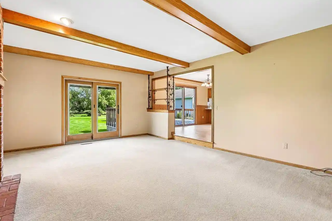 Photo 3 of Single family home for sale at W284n3580 Old N Shore Dr, Pewaukee, WI 53072 | MLS# 1981567 | Listing updated on 2026-09-26