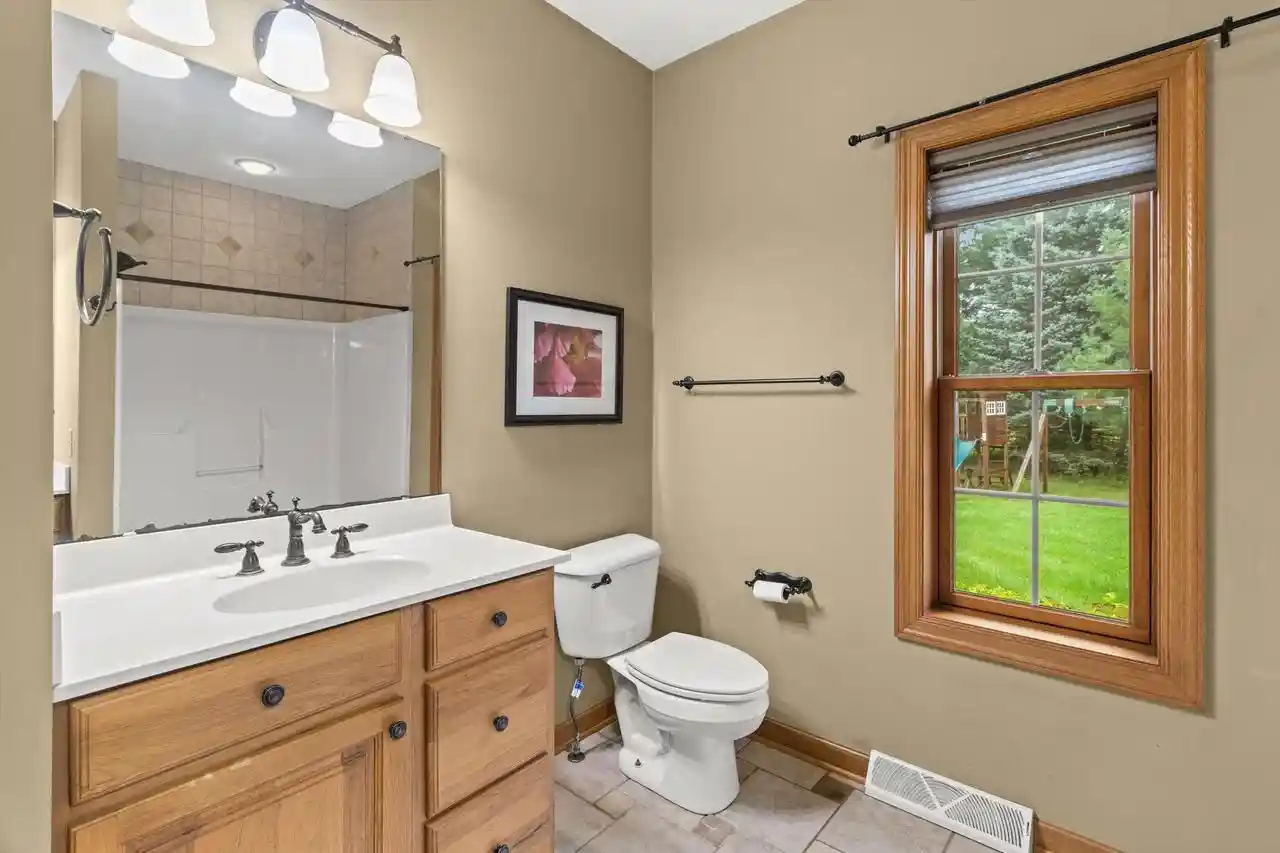 Photo 3 of Single family home for sale at 1712 Birch Ct, Janesville, WI 53545 | MLS# 2033161 | Listing updated on 2026-09-23