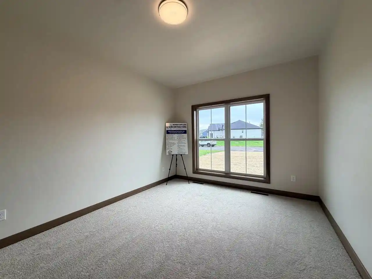 Photo 3 of Single family home for sale at 3203 Eclipse Dr, Green Bay, WI 54311 | MLS# 50333037 | Listing updated on 2026-09-22