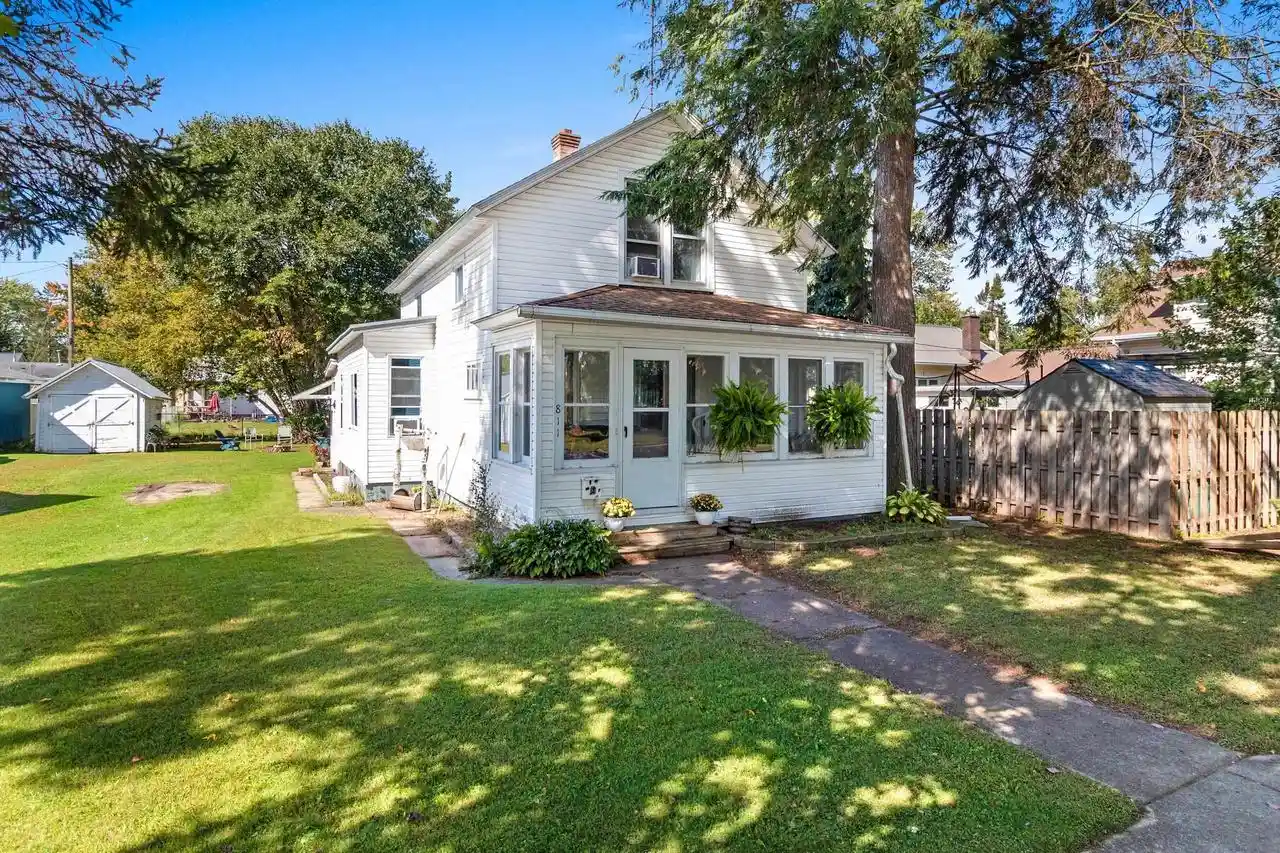 Single family home for sale at 811 S Lafayette St, Shawano, WI 54166 | MLS# 50333048
