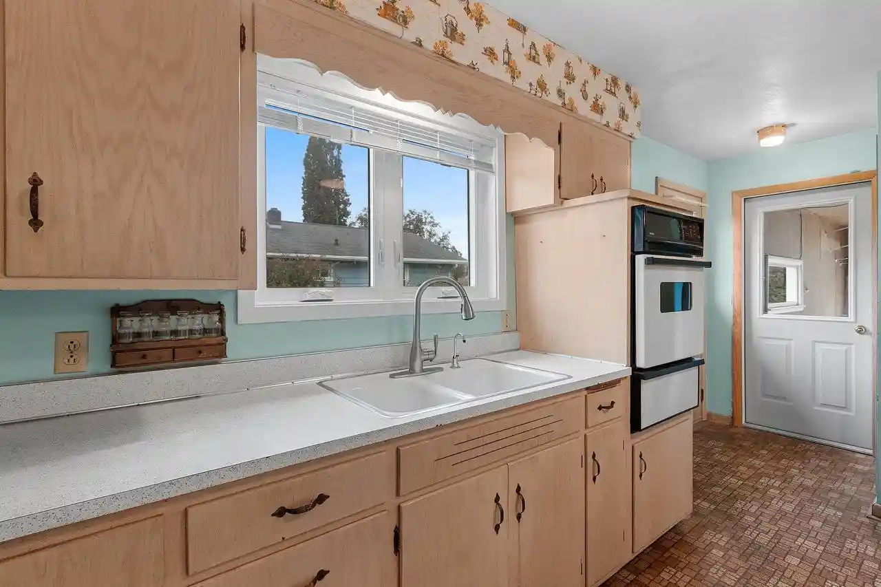 Photo 1 of Single family home for sale at 339 Center St, Oconto, WI 54153 | MLS# 50333041 | Listing updated on 2026-09-22