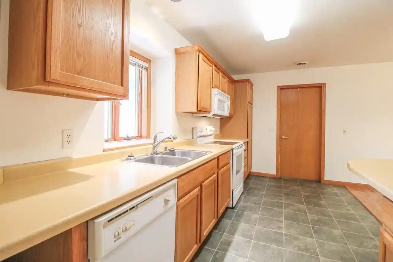 Photo 3 of Condo for sale at 112 Oxford Ln, Cambridge, WI 53523 | MLS# 2033165 | Listing updated on 2026-09-22