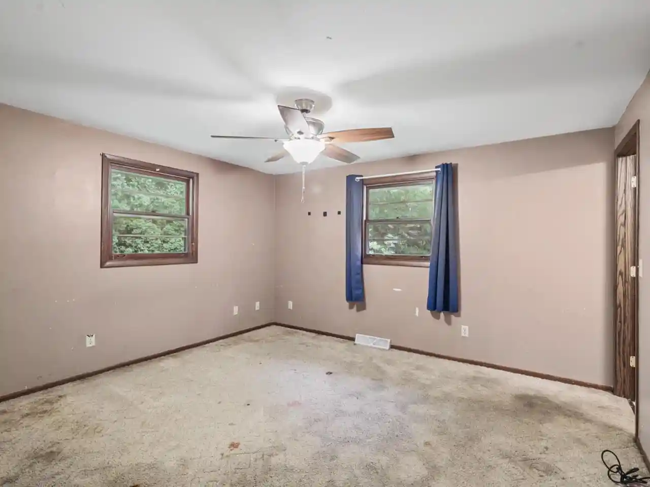 Photo 2 of Single family home for sale at 4608 W Reineking Dr, Sheboygan, WI 53083 | MLS# 1981598 | Listing updated on 2026-10-03