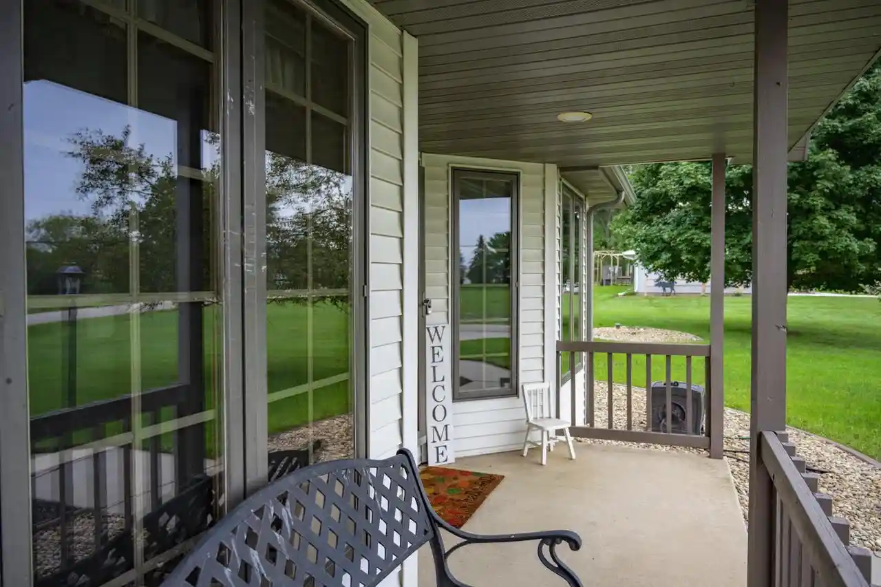 Photo 3 of Single family home for sale at E6786 Fawn Valley Dr, Reedsburg, WI 53959 | MLS# 2033167 | Listing updated on 2026-09-23