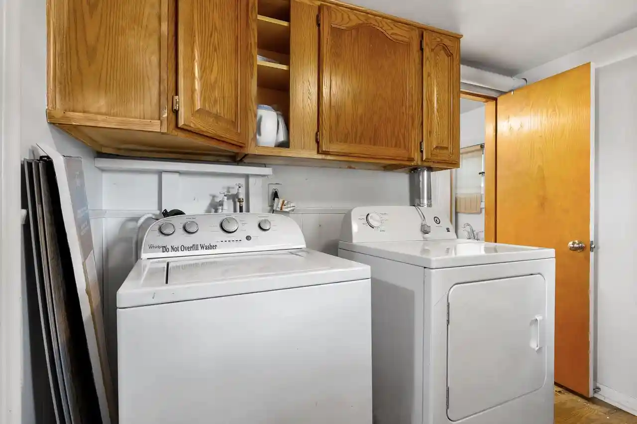 Photo 2 of Single family home for sale at 1708 Market St, La Crosse, WI 54601 | MLS# 1981603 | Listing updated on 2026-09-25