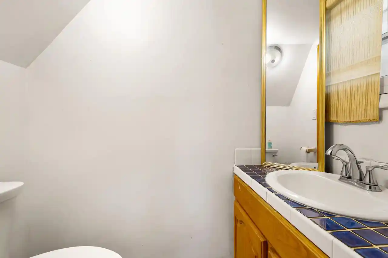 Photo 3 of Single family home for sale at 1708 Market St, La Crosse, WI 54601 | MLS# 1981603 | Listing updated on 2026-09-25
