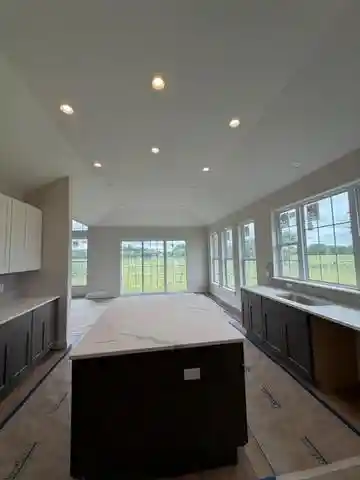 Photo 4 of Single family home for sale at 611 Talbots Woods Ct, Dousman, WI 53118 | MLS# 1981609 | Listing updated on 2026-09-23