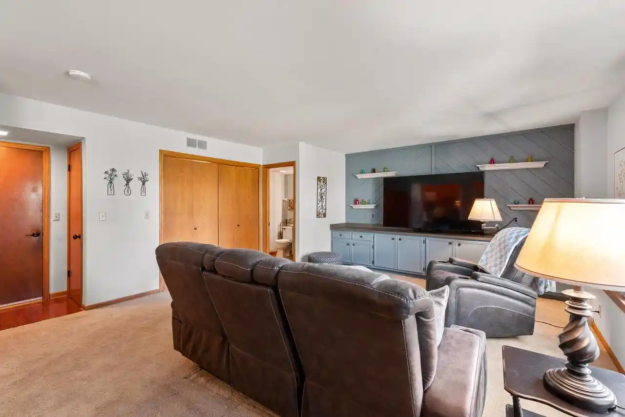 Photo 3 of Condo for sale at 8597 N Meadowside Ct, Milwaukee, WI 53223 | MLS# 1981621 | Listing updated on 2026-10-05