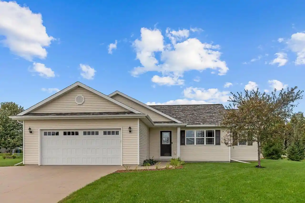 Single family home for sale at W6098 Sherwood Point Dr, Greenville, WI 54942 | MLS# 50333061