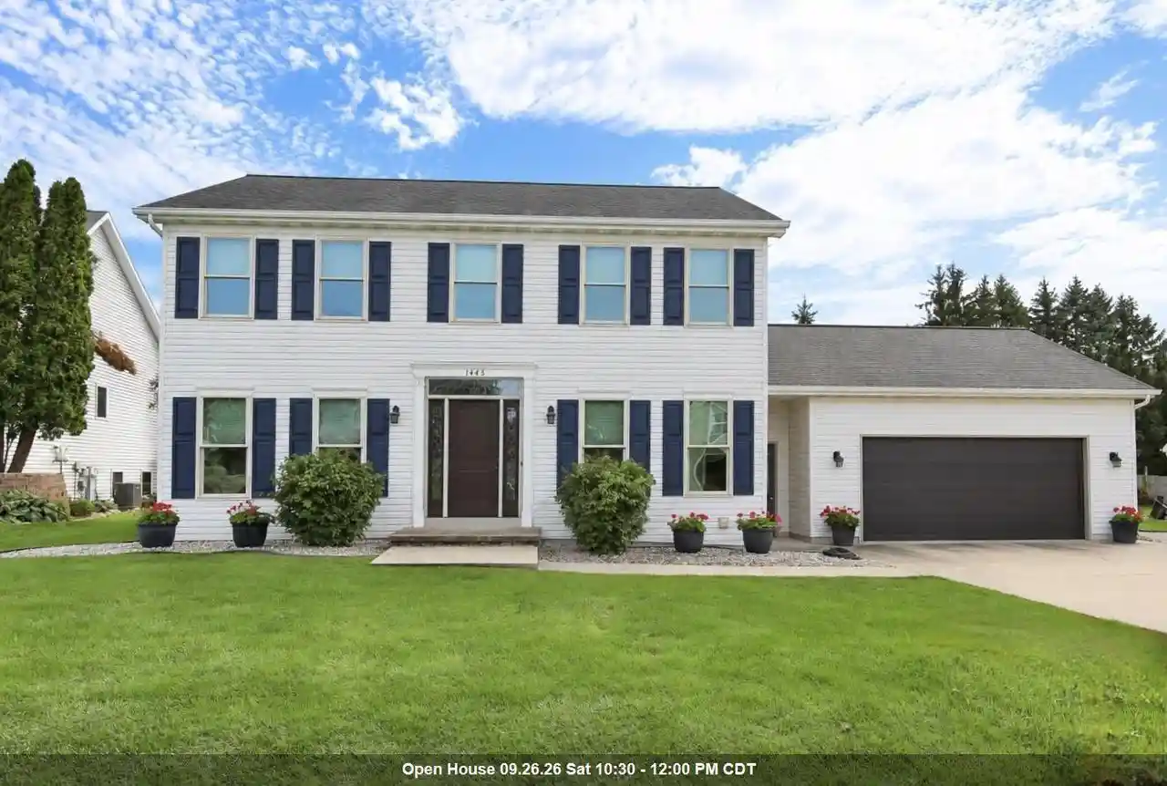 Single family home for sale at 1445 W Breckenridge Ct, Appleton, WI 54914 | MLS# 50333059