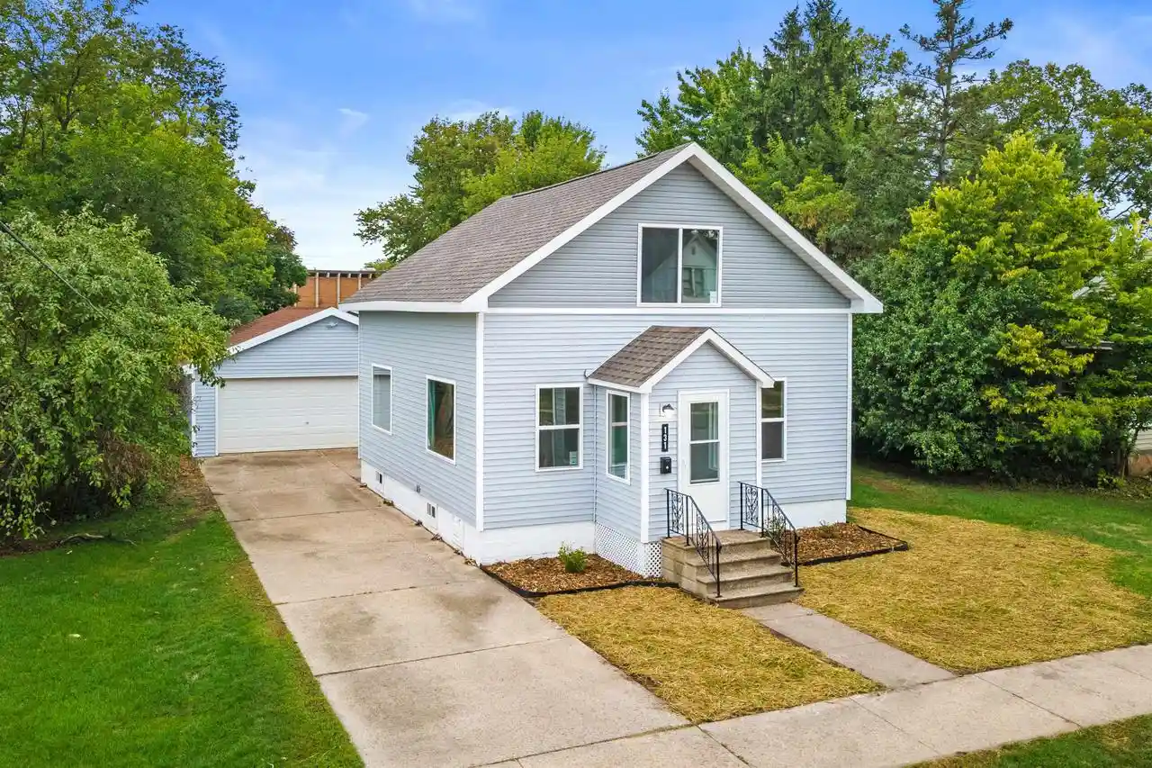 Photo 1 of Single family home for sale at 131 12th Street N, Wisconsin Rapids, WI 54494 | MLS# 22604693 | Listing updated on 2026-09-22
