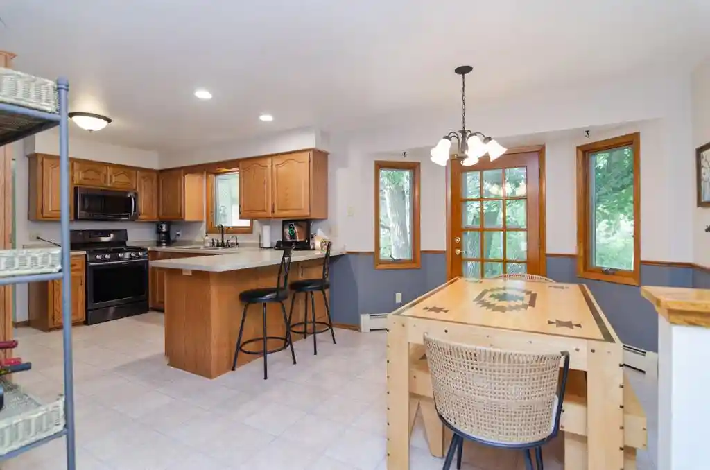Photo 2 of Single family home for sale at 600 Harvard Dr, Neenah, WI 54956 | MLS# 50333064 | Listing updated on 2026-09-22